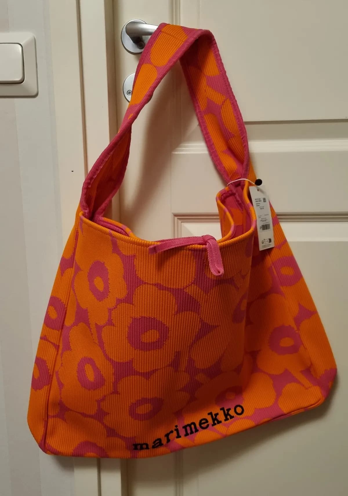 Knitted Bag Large Unikko | Marimekko Pre-loved Knitted Bag Large Unikko | Marimekko Pre-loved